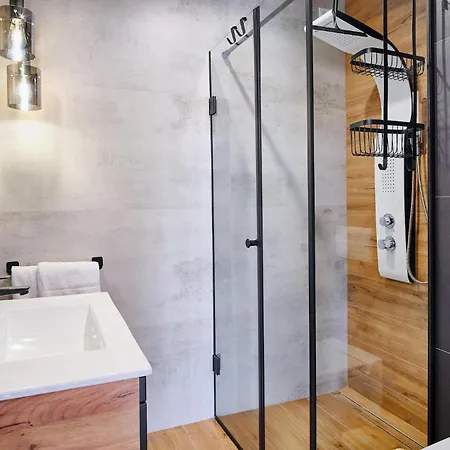 2 Bedroom Awesome In * Nowecin