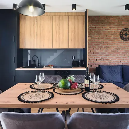2 Bedroom Awesome In Nowecin