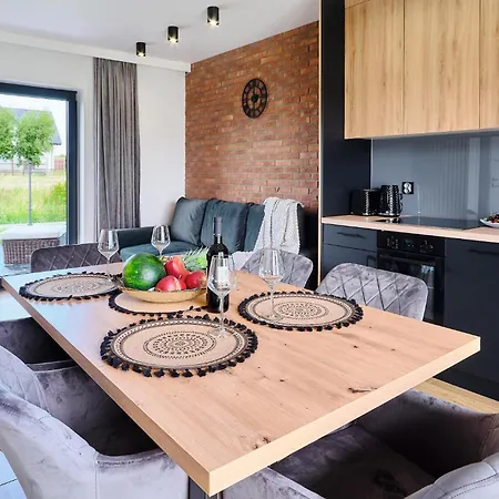 2 Bedroom Awesome In * Nowecin