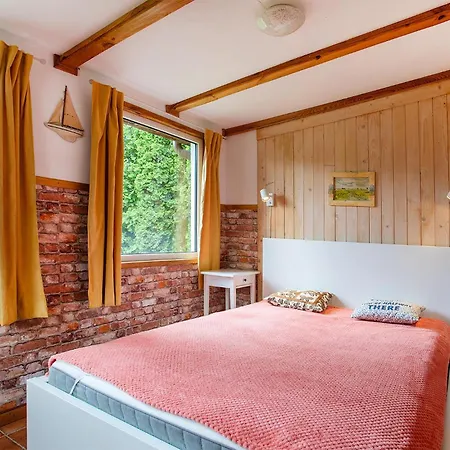 2 Bedroom Awesome In