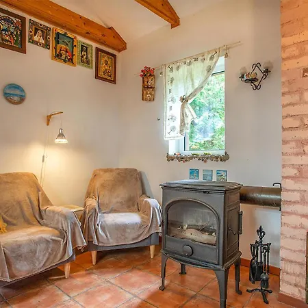 2 Bedroom Awesome In Nyaraló *